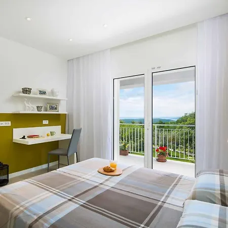 White Pebble Ii Villa
