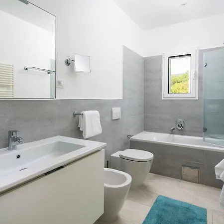 White Pebble Ii 빌라